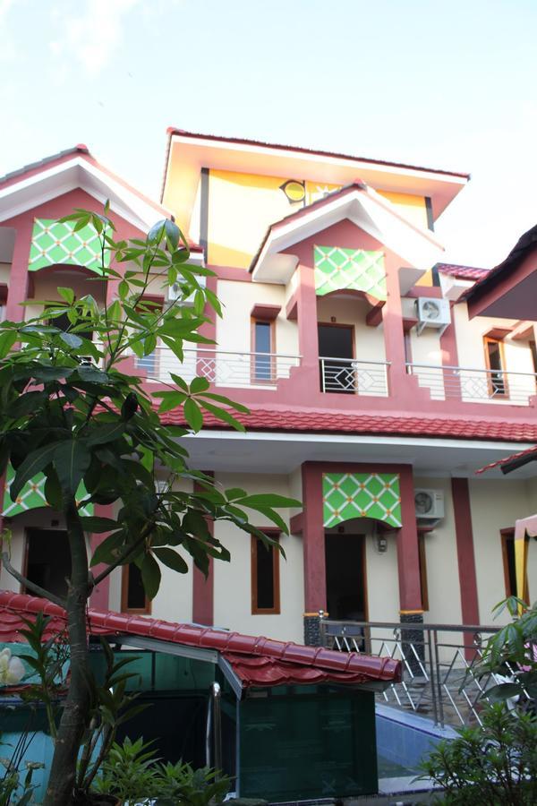 Hotel Pondok Cemara Medan Exterior foto